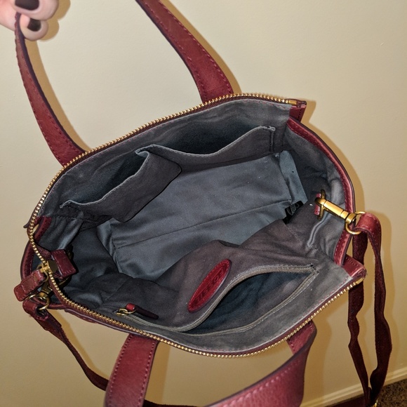 EUC Oxblood Fossil Handbag - Picture 3 of 3